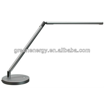 2013 Venta caliente llevó la lámpara de mesa 7W Dimmable plegable LED eyeshield